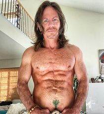 Laz Fyre, 50 лет, США Laz Fyre, 50 лет,